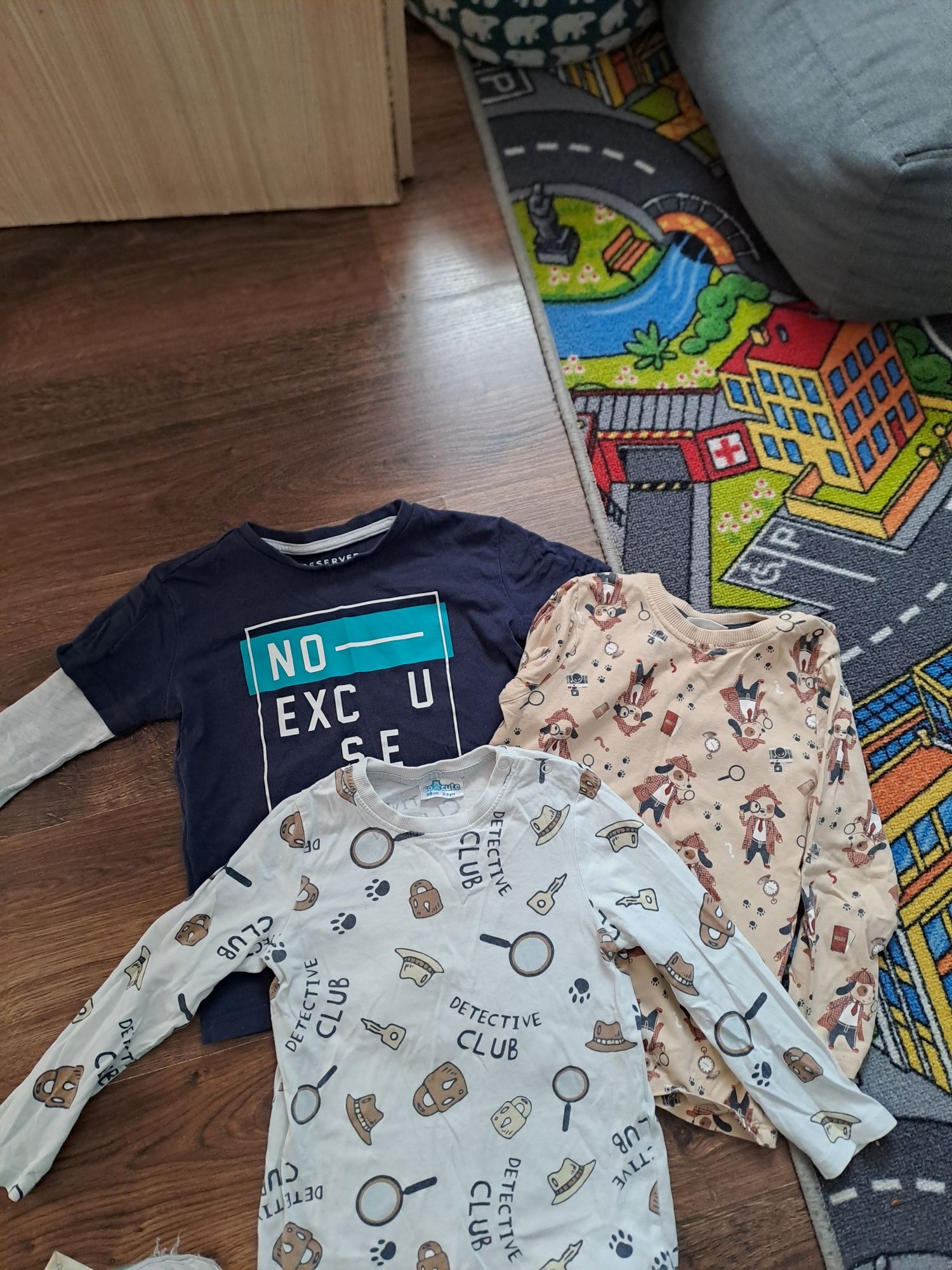9 sztuk bluzek r98