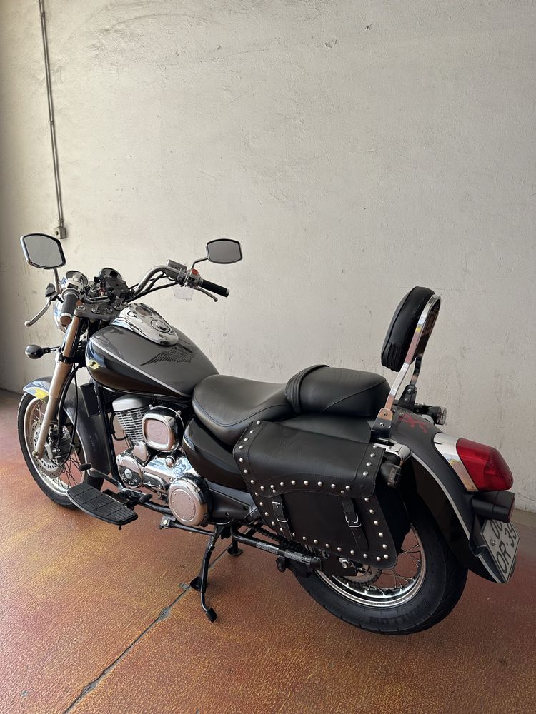 Vendo Daelim Daystar 125cc poucos km. Perfeito estado