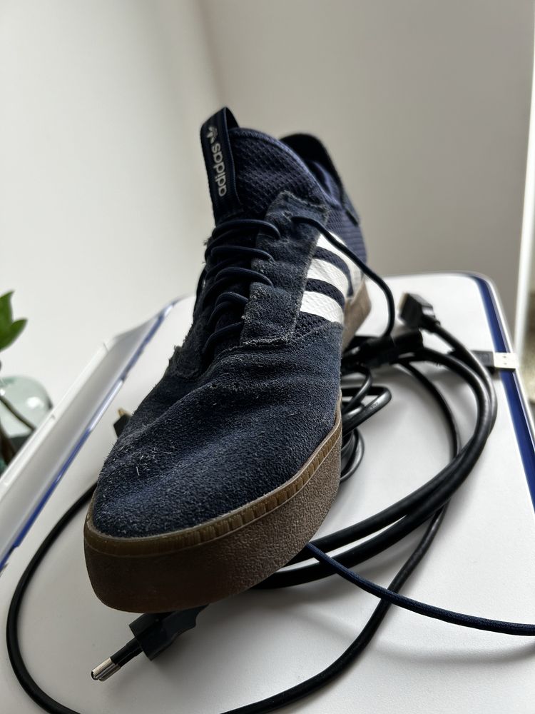 Sapatilhas adidas como novas …