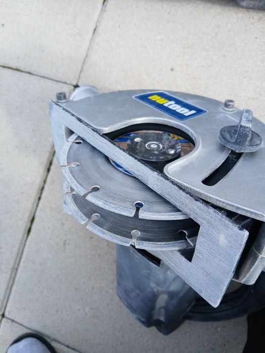 Bruzdownica Nutool 1700W,150 mm , laser