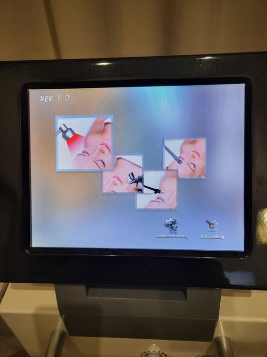 Косметологічний комбайн HydraBeauty