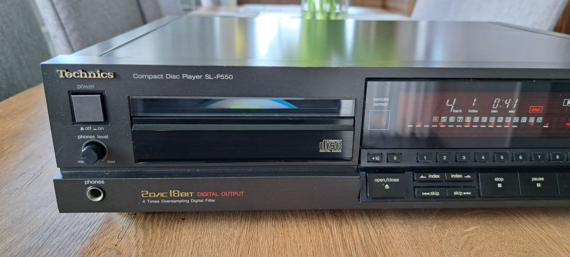 Technics SL-P550+Pilot Orginał