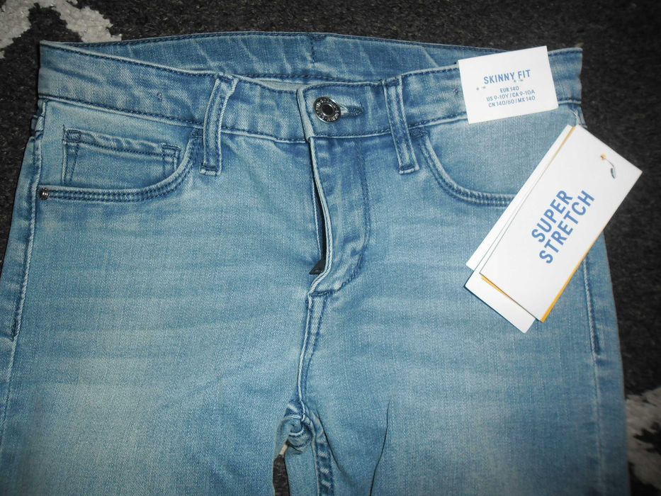 H&m skinny fit JEANS gumkowe org przecierane kotek r 140 nowe Z METKĄ