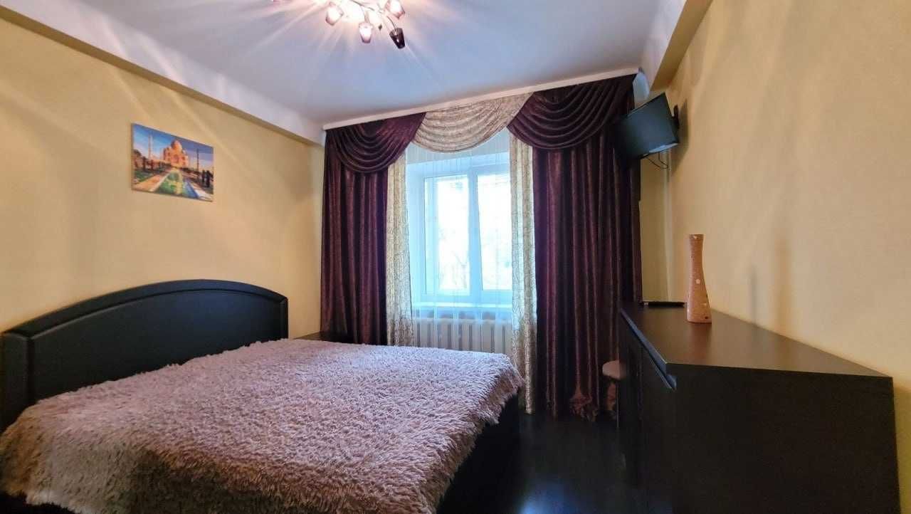 Оренда 2к квартири на вул. Ентузіастів, Русанівка