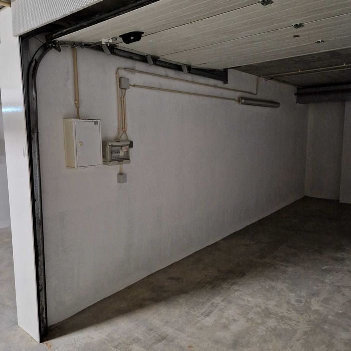 [Arrendo] Garagem Fechada no centro de Aveiro