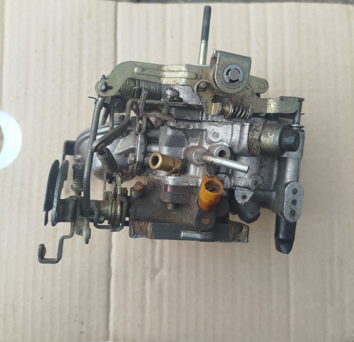 Продом карбіратор для авто мазда 323 1981-1989 до двигуна Е1-Е3-Е5