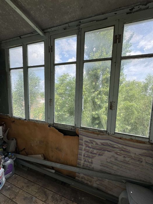 Продам 2к квартиру на вул. Передова . Лівий берег Дніпра