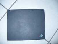 Laptop IBM 2373(T40) na części.