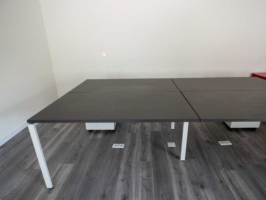 Secretárias / Ilha trabalho 4 lugares + Móveis de apoio 3 gavetas