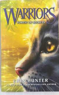 Книга для підлітків Erin Hunter Warriors Forest of secrets