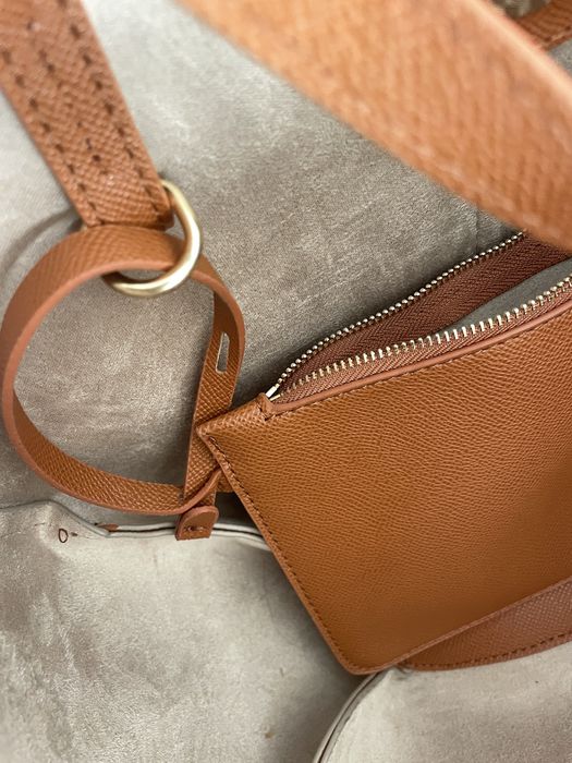 Mala de ombro castanha