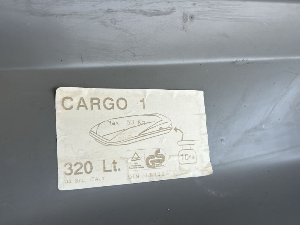 Barras de tejadilho Universais + Caixa 320L