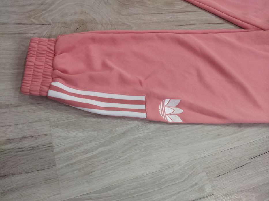 Spodnie dresowe Adidas 3D damskier. XS