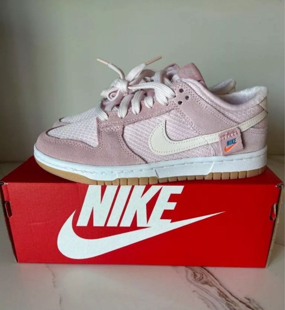 ORIGINAL Nike SB Dunk Low Teddy Bear - Light Soft Pink 2022