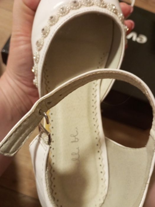 Туфлі для дівчинки