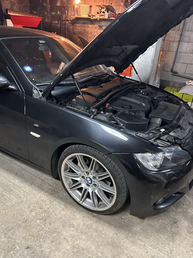 Bmw // 320d // e92 //M