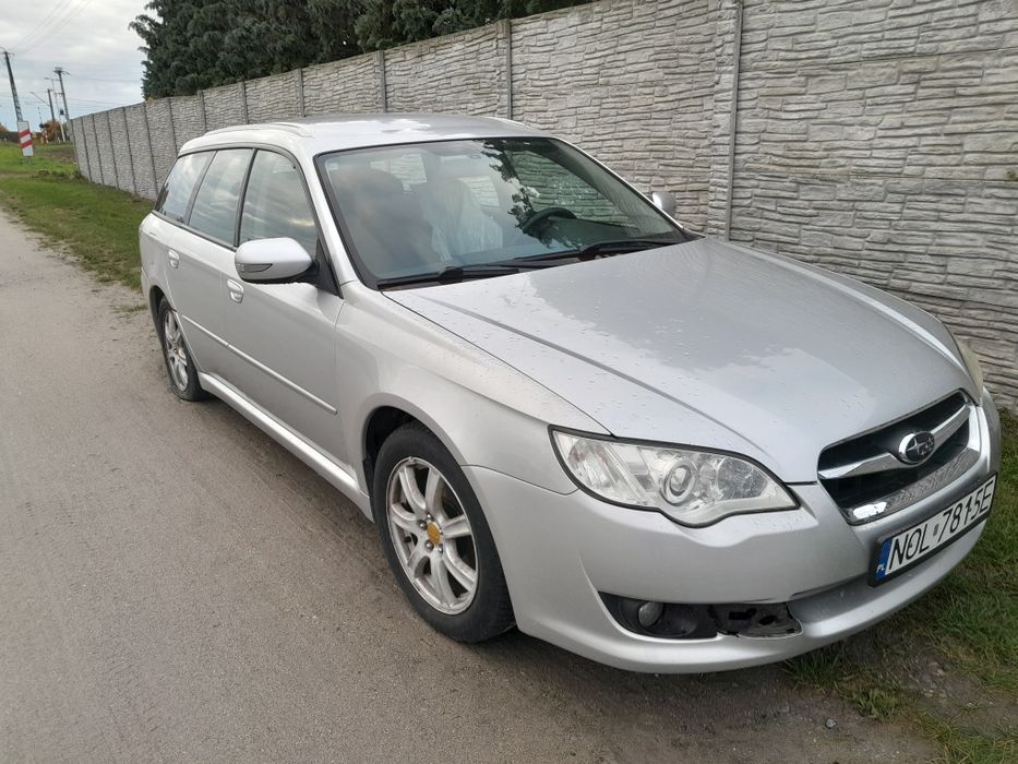 Subaru Legacy4 2.0 benzyna części maska zderzak lampa drzwi klapa 39D