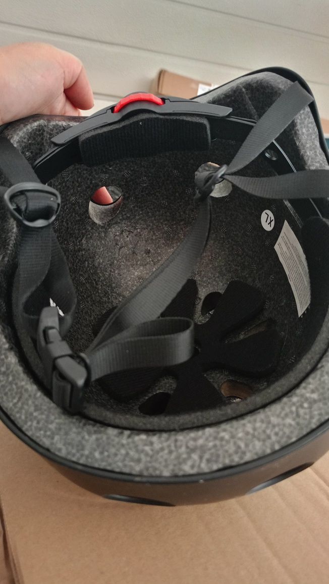 Nowy Kask XL Crivit