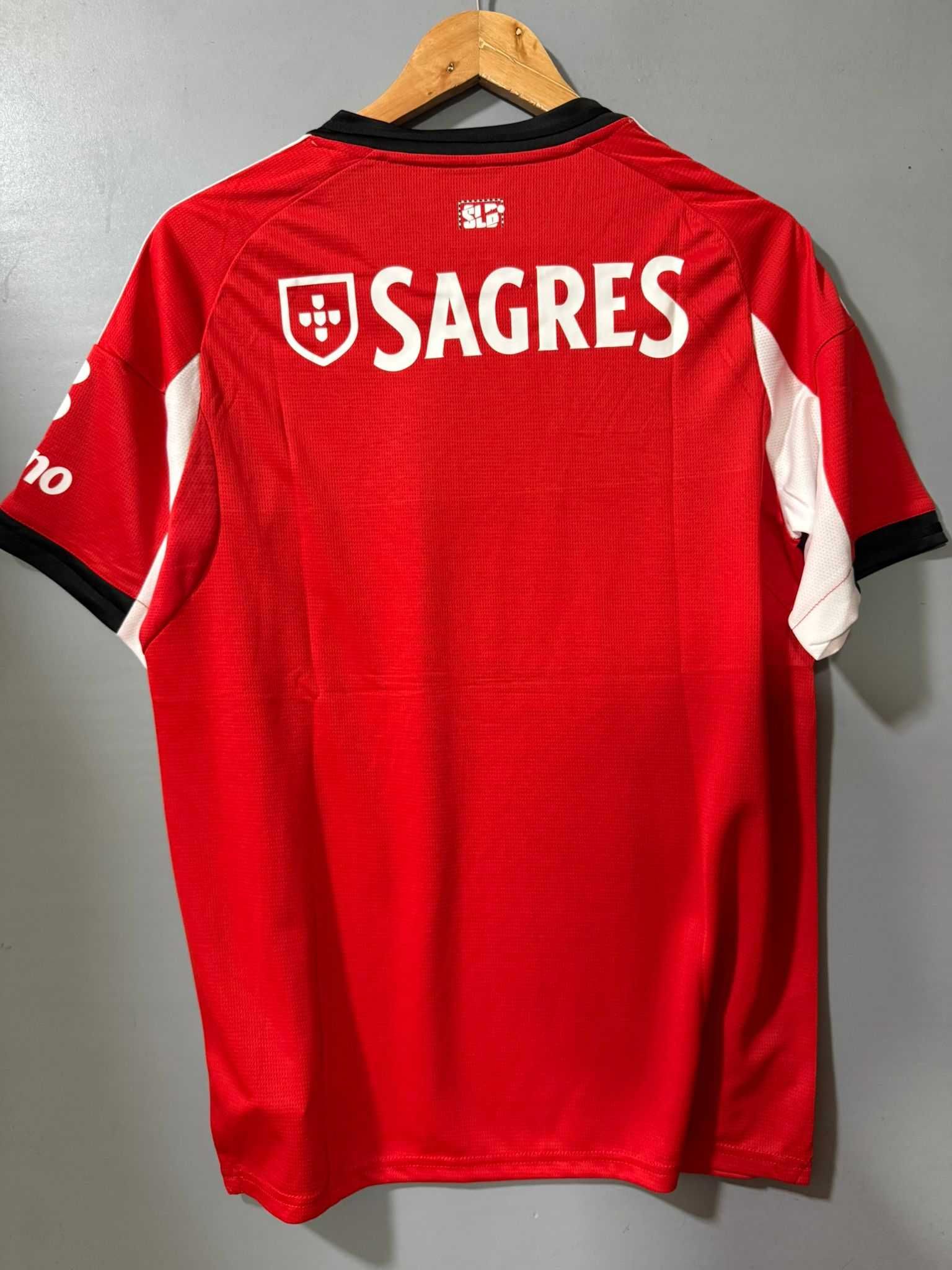 cAMISOLAS BENFICA 25/26