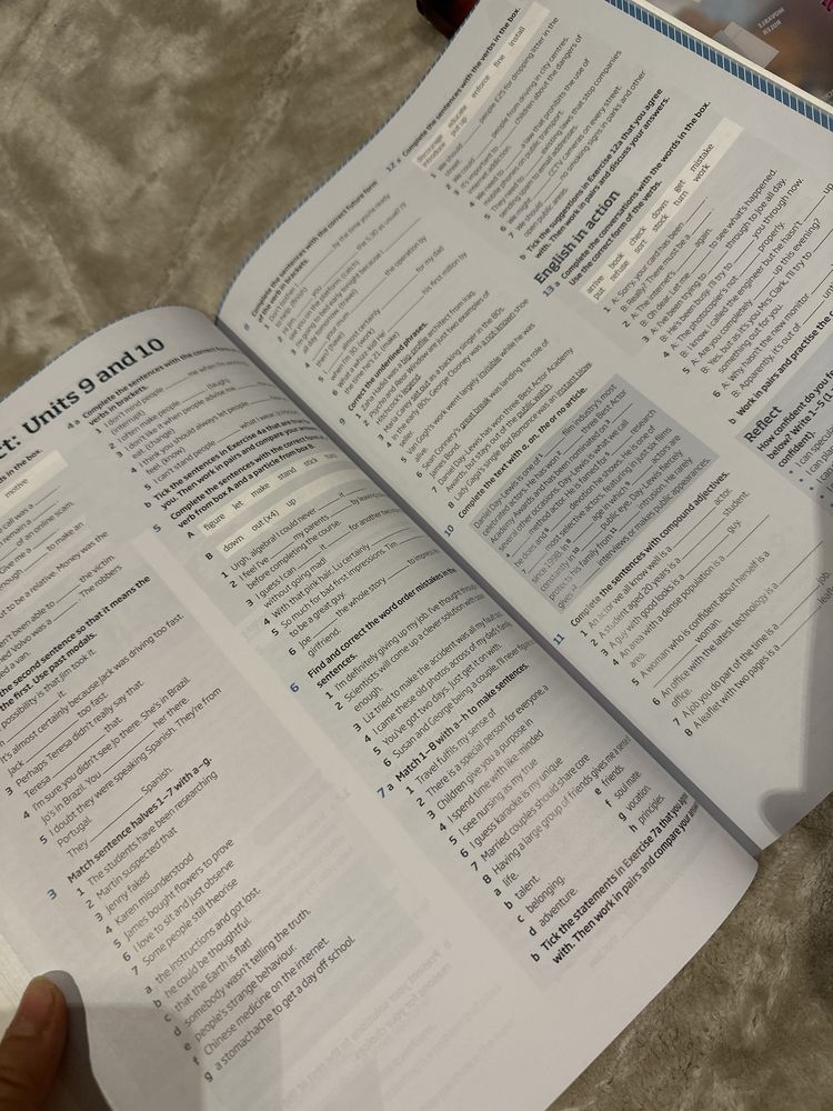 Książka do języka angielskiego ROADMAP B2 Pearson