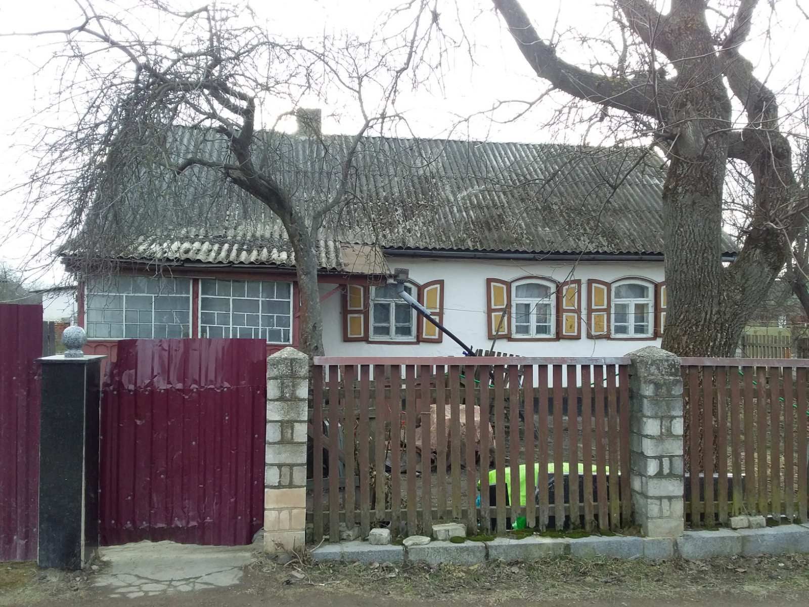 Приватний будинок у Черняхові