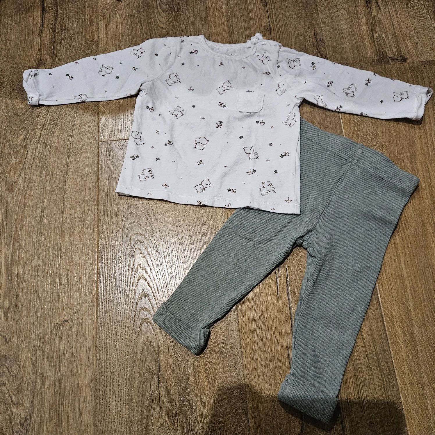 Komplet bluzeczka I legginsy prążkowane,  sinsay 74