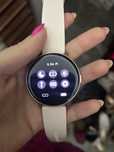 Smartwatch różowe złoto