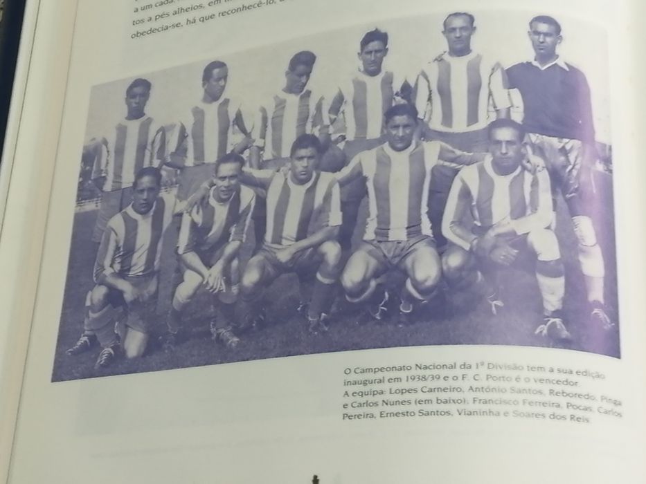 Livro de futebol club do porto