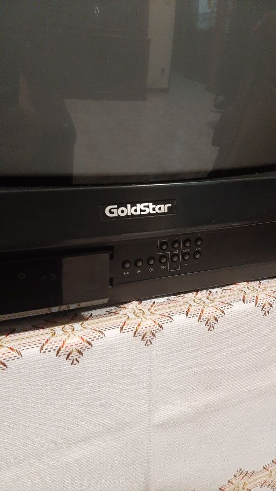 TV 14" Tubo Goldstar