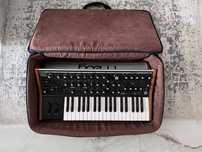 Moog Subsequent 37 w idealnym stanie