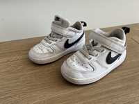 Nike dziecięce buciki 23