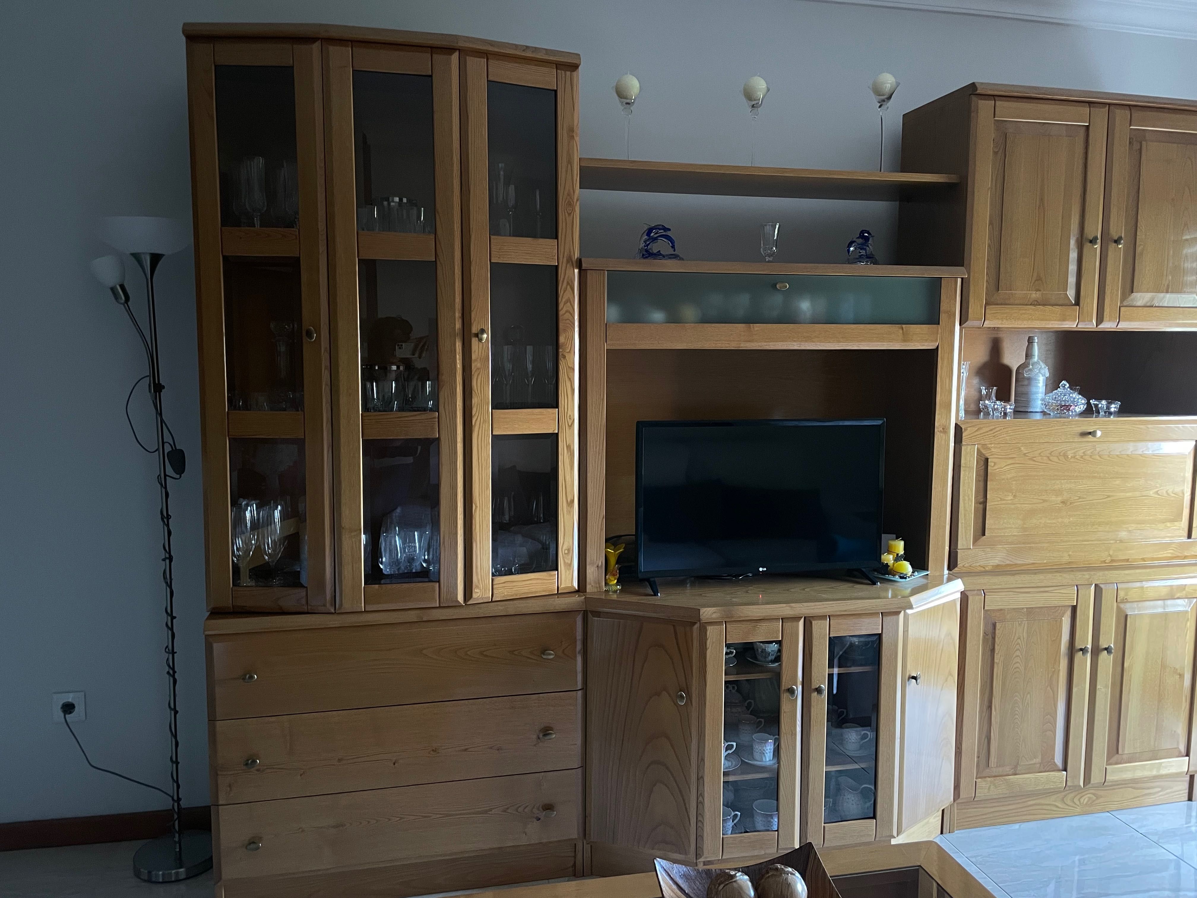 Móvel de Sala com arrumação