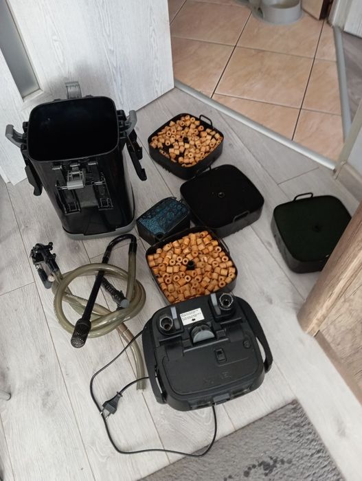 Sprzedam filtr kubełkowy Aquael Ultramax 1500