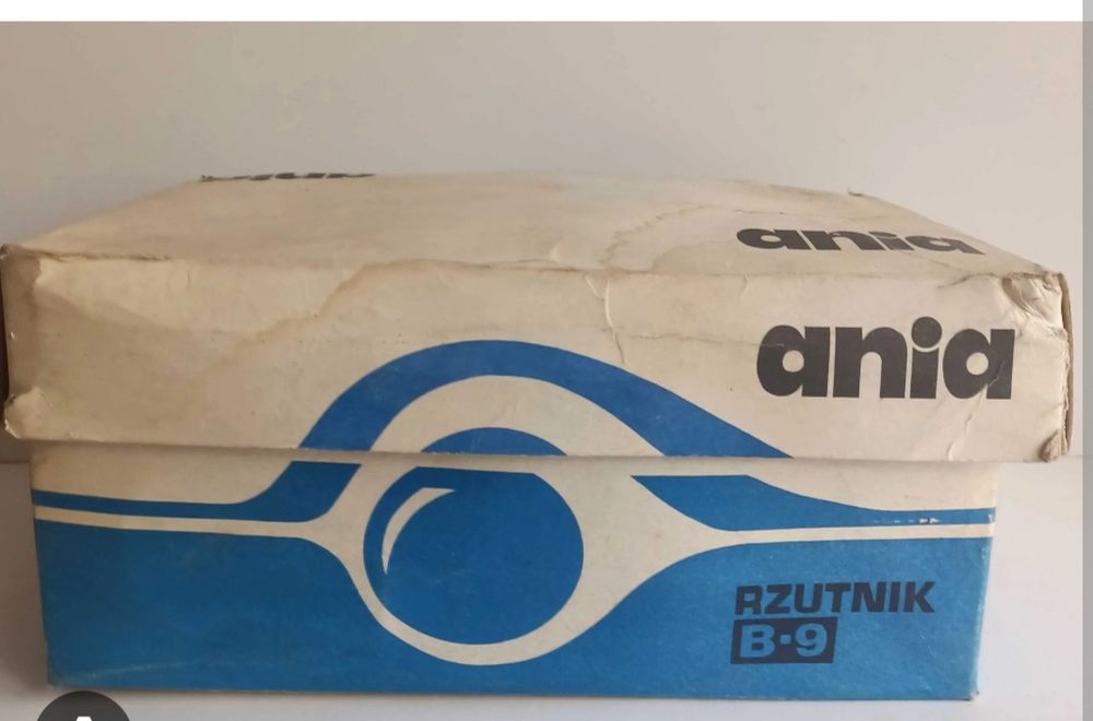 Pudełko do rzutnika Ania