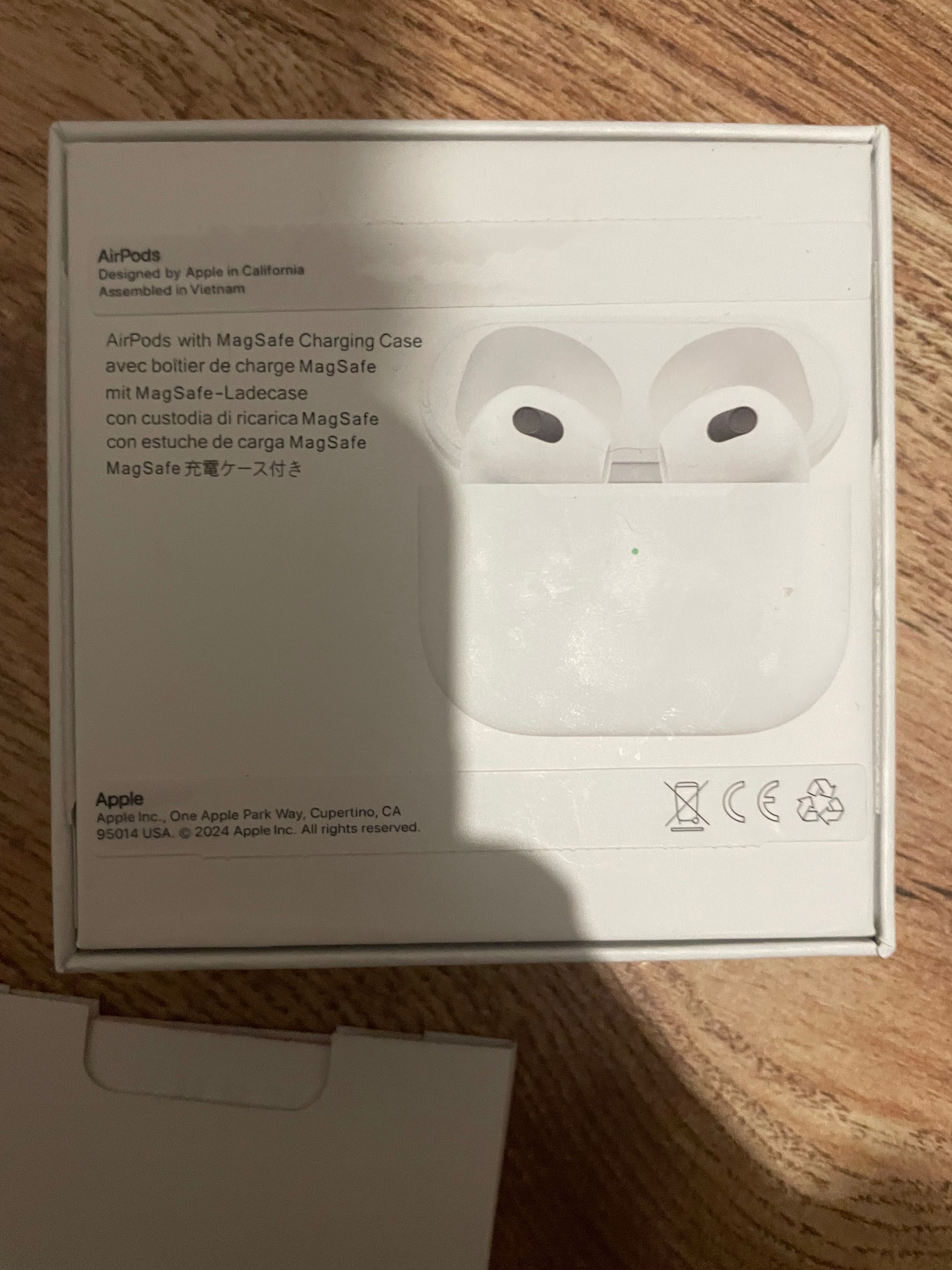 Sprzedam AirPods 3