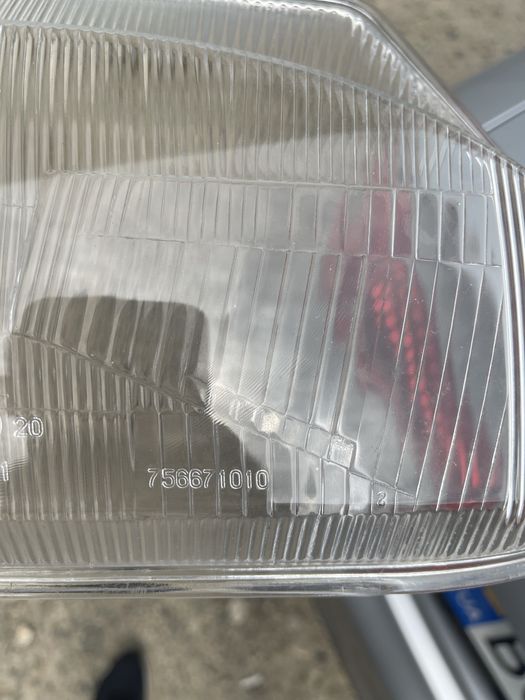 Праве скло фари Bosh 2113-2114-2115 оригінал