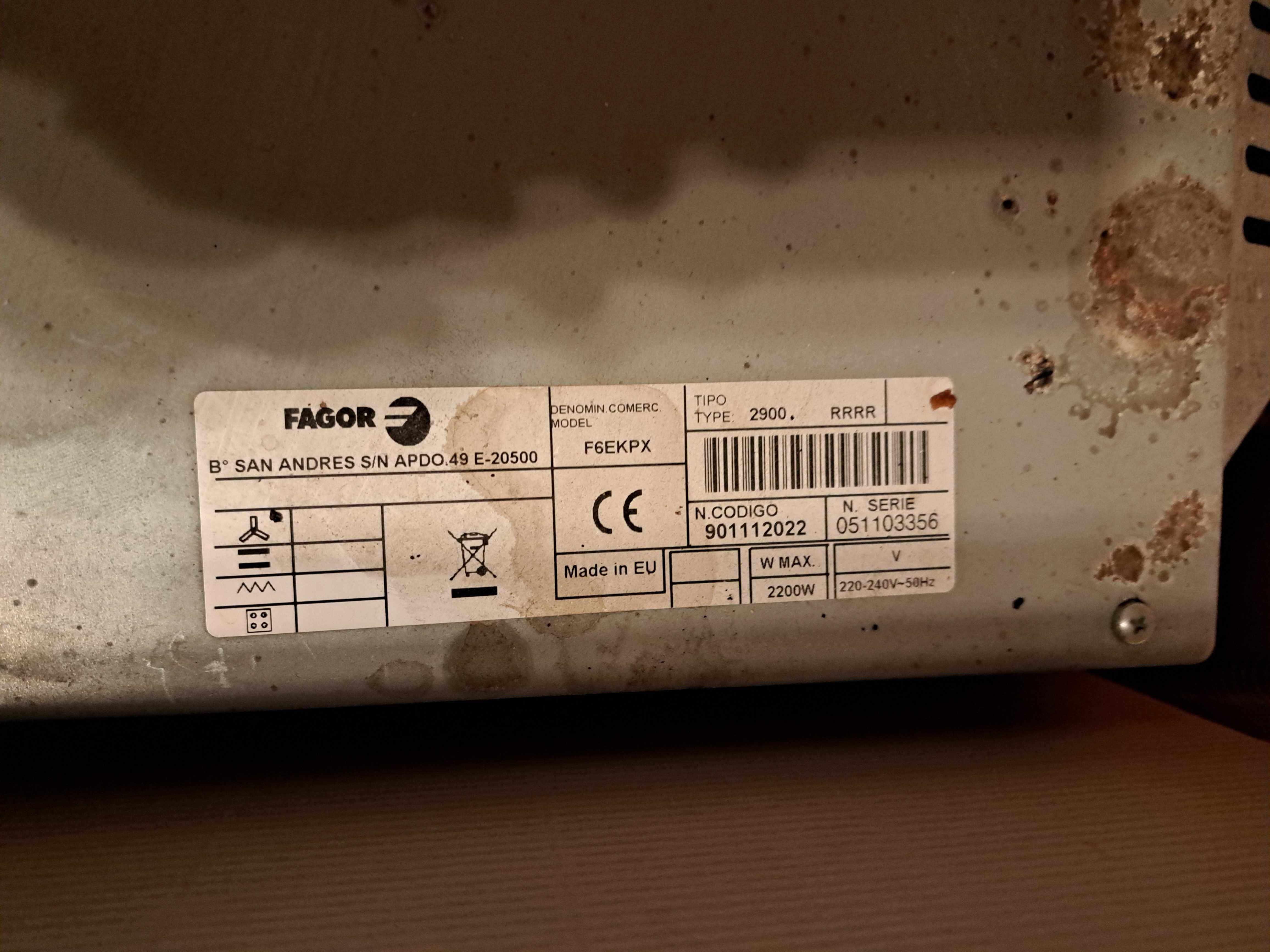 piekarnik elektryczny z termoobiegiem