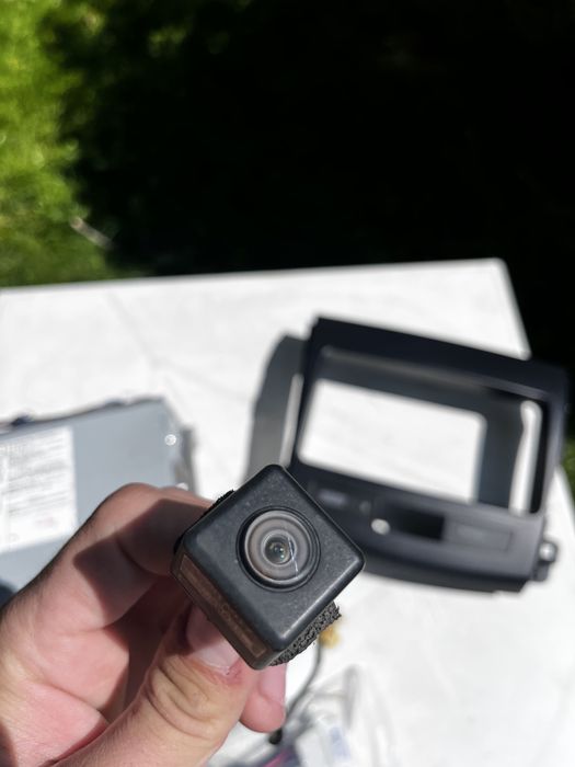 Оригінальна магнітола від Citroën C-Crosser