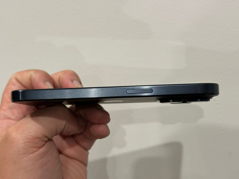 Iphone 15 pro 128gb Blue Titanium bateria 90%