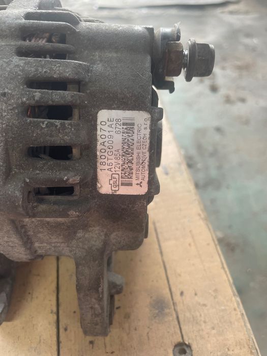 Генератор Mitsubishi Colt VI 2006