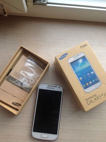 Смартфон Samsung Galaxy S4 Mini (GT-I9195)