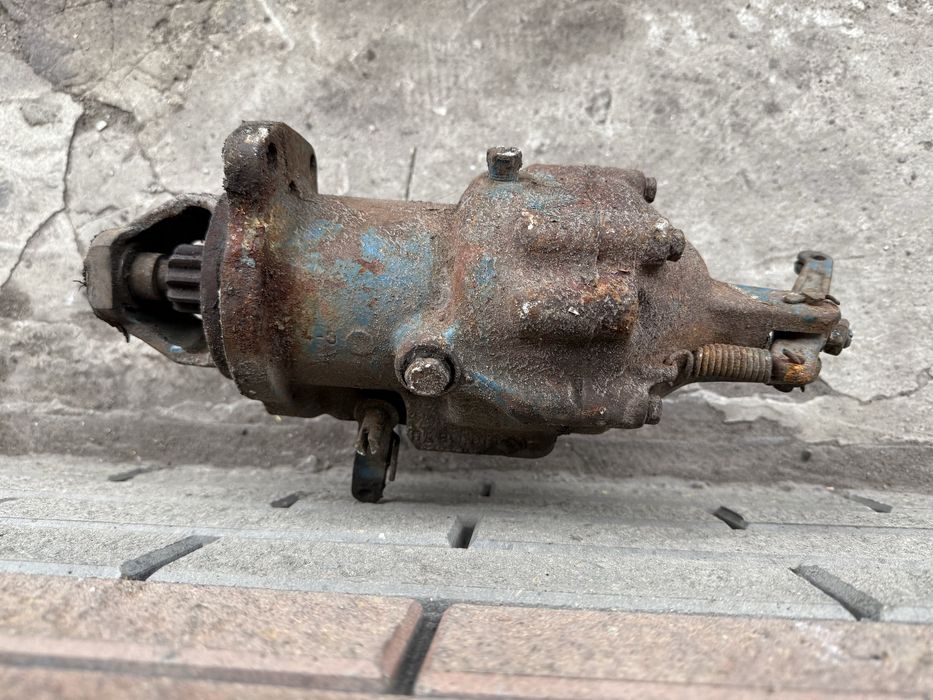 Продам редуктор пускового двигуна до трактора т-40