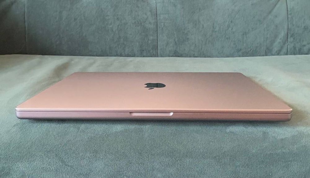MacBook Pro 16" Space Gray 2021 M1pro, 32GB, 512ssd