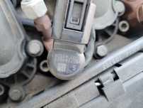 Wtryskiwacz wtryski Volvo v50 2,0  Hdi 96571  44580