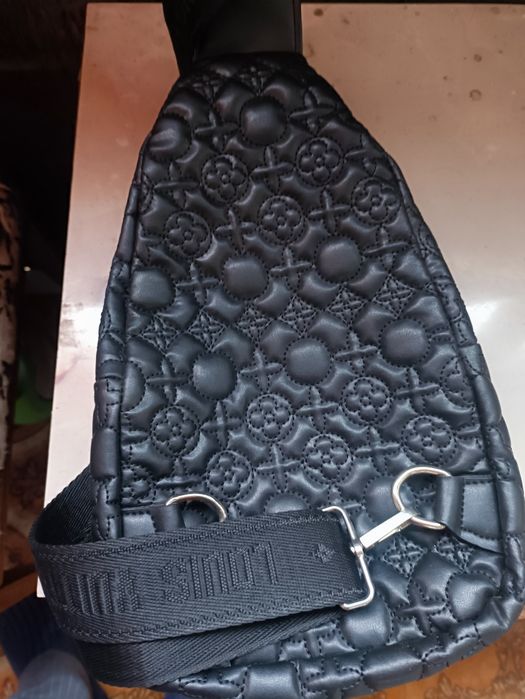 Сумка - рюкзак - отличный вариант для спорта и повседневной деятельнос