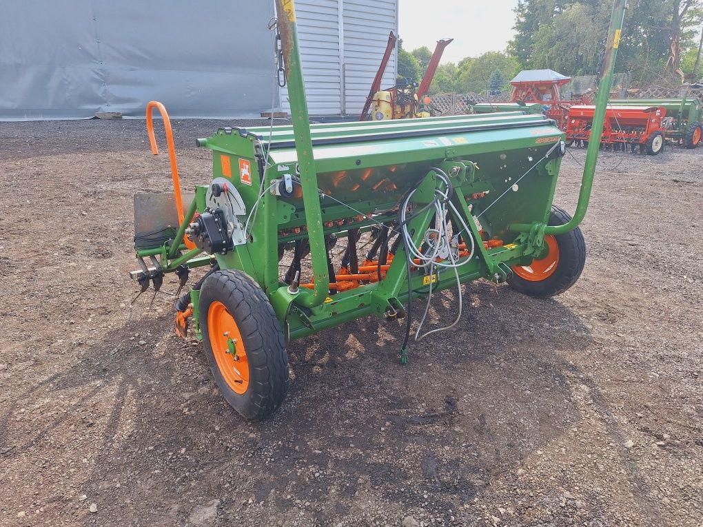 Siewnik zbożowy Amazone D9 2,5m stan bdb komputer