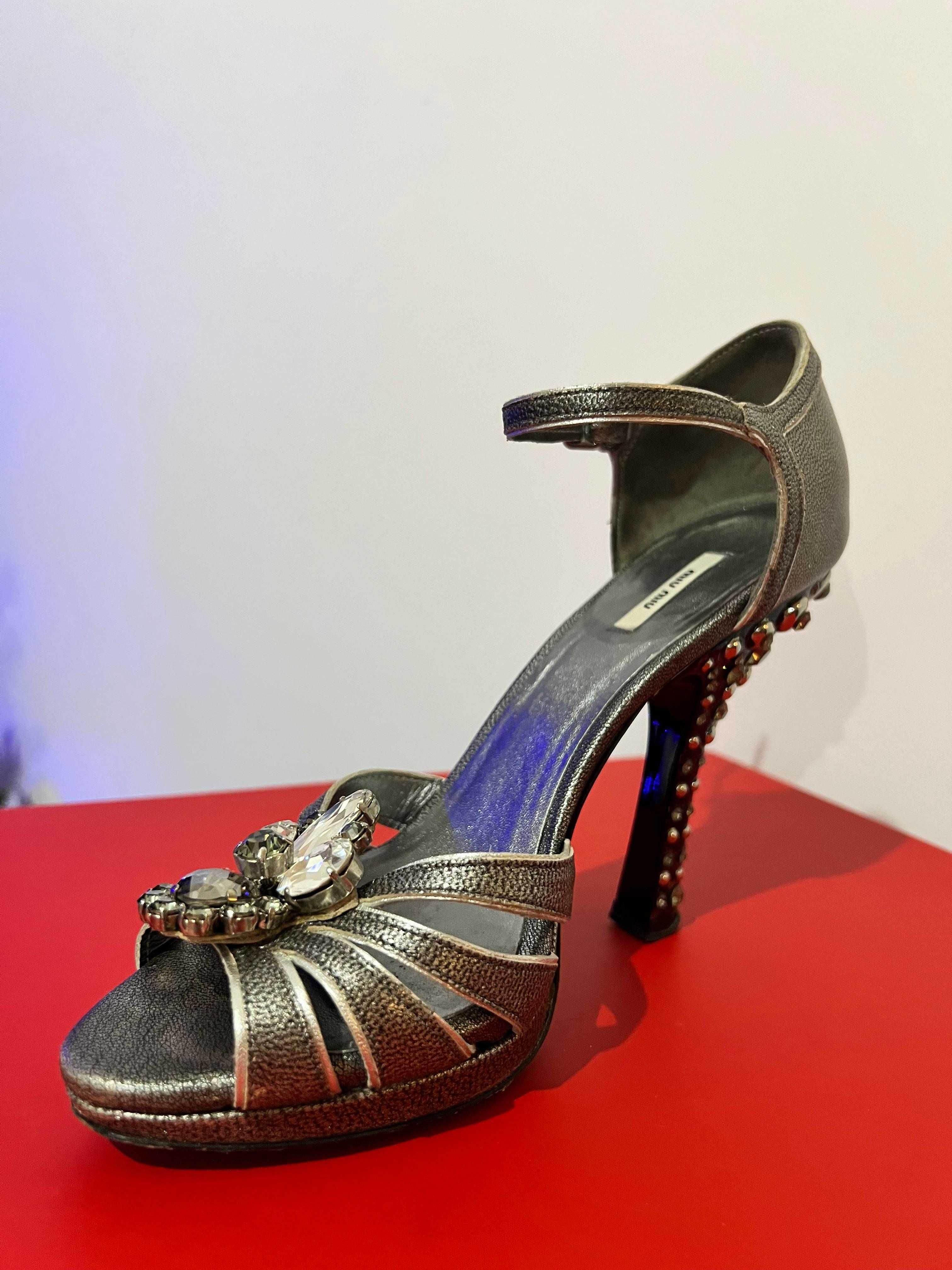 Sapatos Miu Miu Originais Cinza