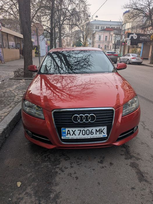 Продам ауди а 3 куплена 2012