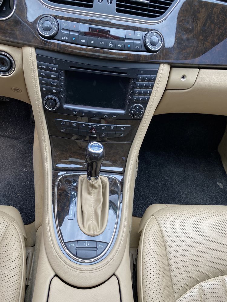 Двери крышка Мерседес CLS 219