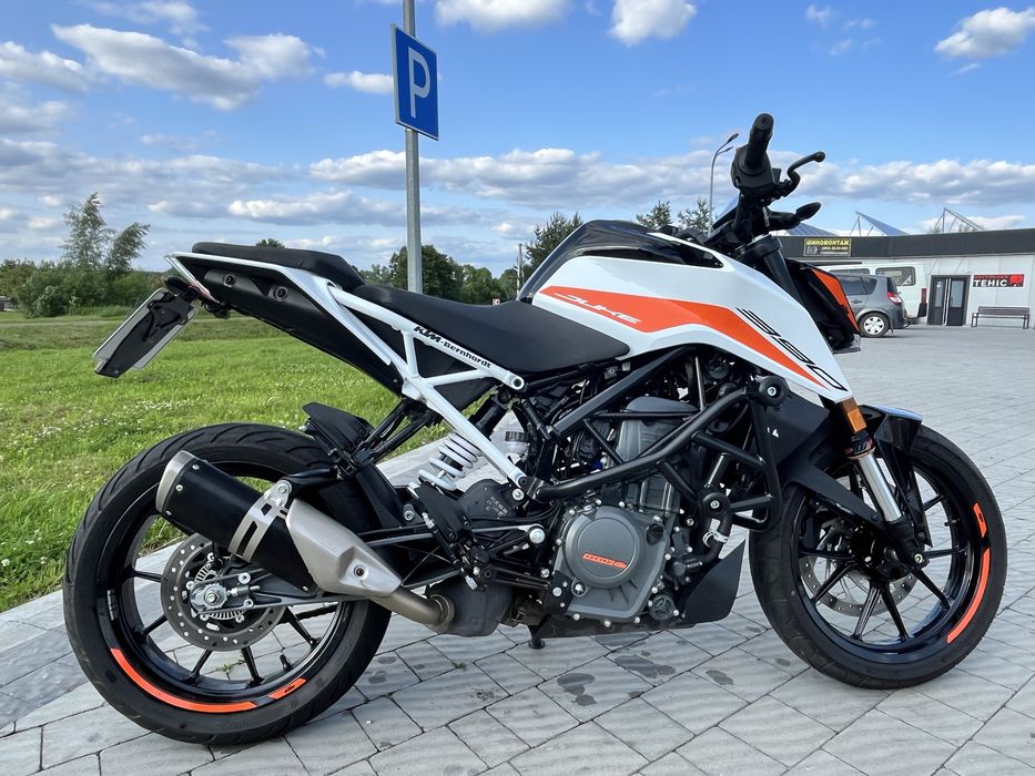 ktm duke 390 2021
